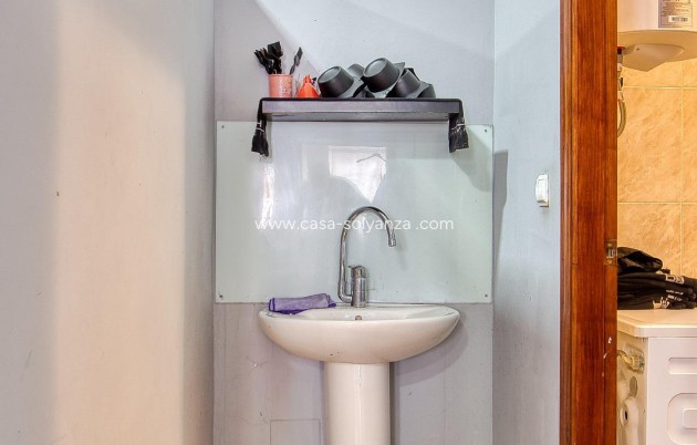 Resale - Commercial - Torrevieja - Costa Blanca