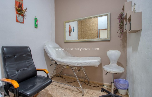 Resale - Commercial - Torrevieja - Costa Blanca