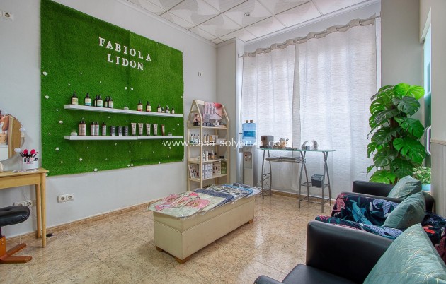 Resale - Commercial - Torrevieja - Costa Blanca