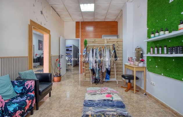 Resale - Commercial - Torrevieja - Costa Blanca