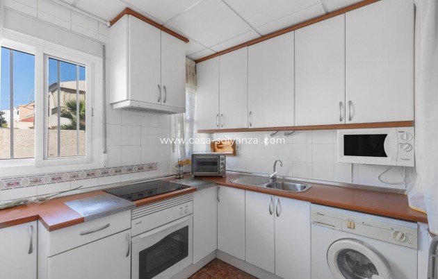 Resale - Apartment / flat - Torrevieja - Costa Blanca