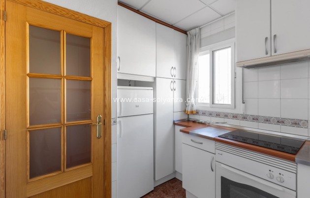 Resale - Apartment / flat - Torrevieja - Costa Blanca
