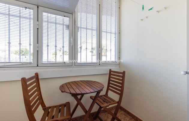 Resale - Apartment / flat - Torrevieja - Costa Blanca