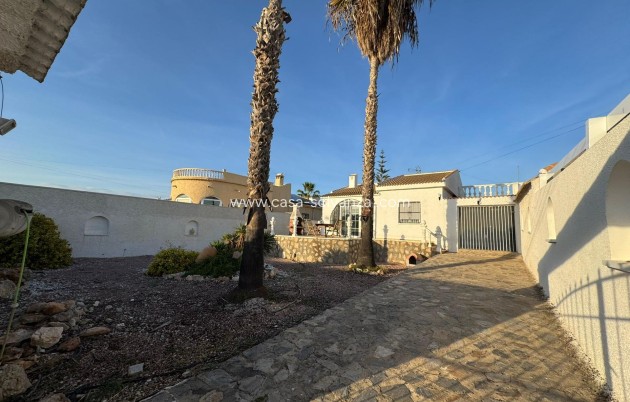 Resale - Villa - Torrevieja - Costa Blanca