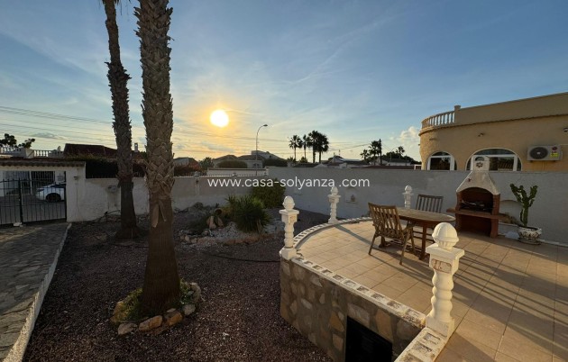 Resale - Villa - Torrevieja - Costa Blanca