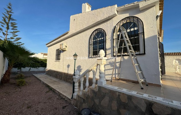 Resale - Villa - Torrevieja - Costa Blanca