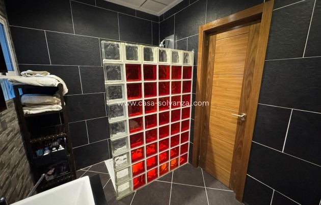 Resale - Villa - Torrevieja - Costa Blanca