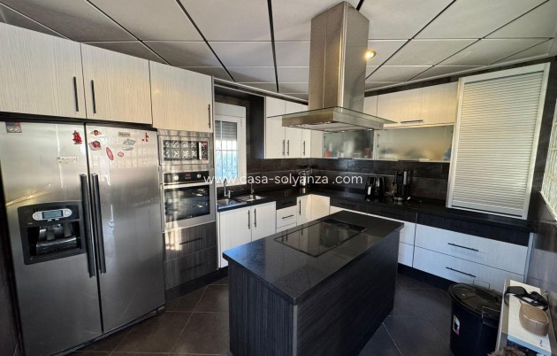 Resale - Villa - Torrevieja - Costa Blanca