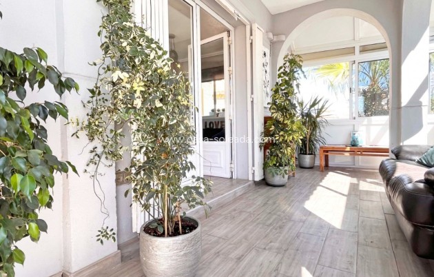 Herverkoop - Villa - Orihuela Costa - Costa Blanca