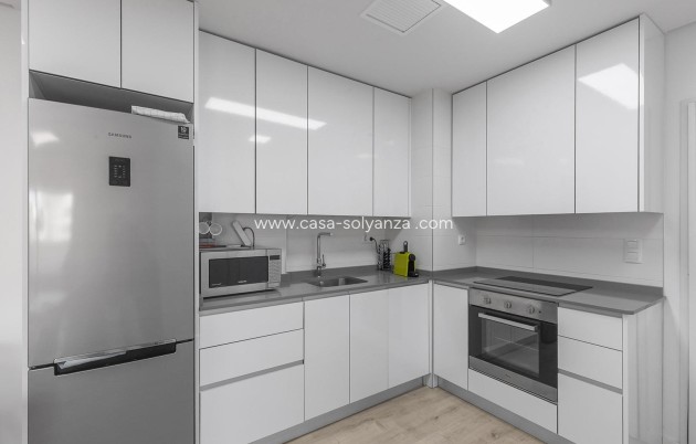 Resale - Apartment / flat - Orihuela Costa - Costa Blanca