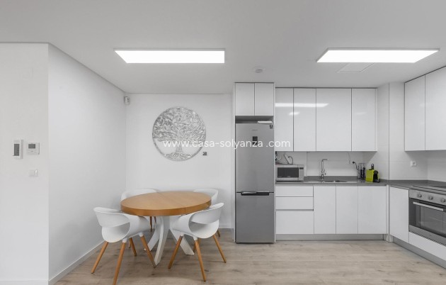 Resale - Apartment / flat - Orihuela Costa - Costa Blanca