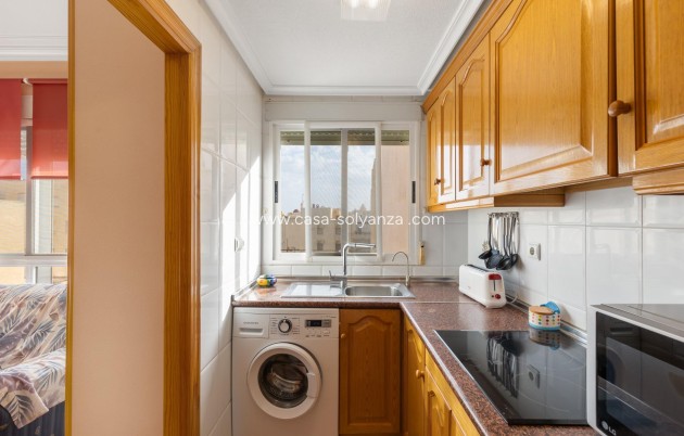 Resale - Apartment / flat - Torrevieja - Costa Blanca