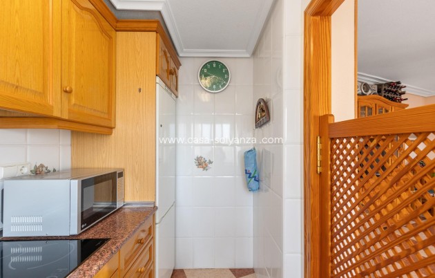 Resale - Apartment / flat - Torrevieja - Costa Blanca