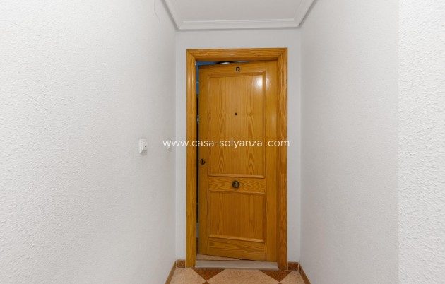Resale - Apartment / flat - Torrevieja - Costa Blanca