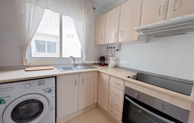 Resale - Apartment / flat - Los Balcones - Costa Blanca