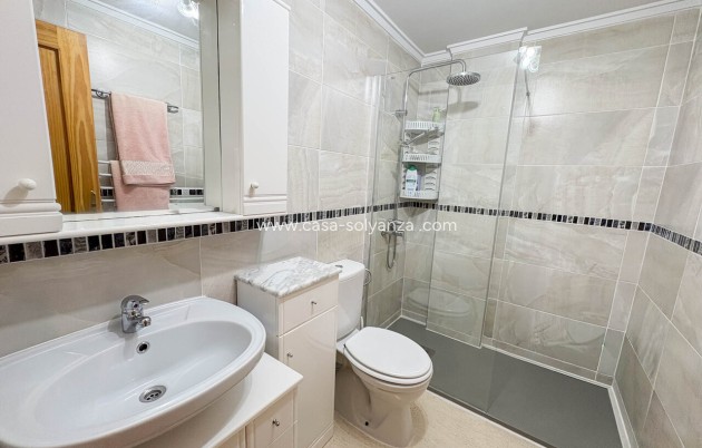 Resale - Apartment / flat - Los Balcones - Costa Blanca