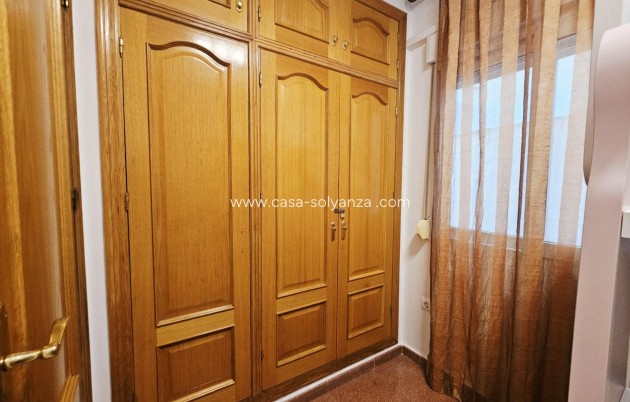 Resale - Apartment / flat - Torrevieja - Estacion Autobuses