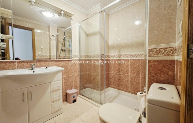 Resale - Apartment / flat - Torrevieja - Estacion Autobuses