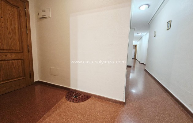 Resale - Apartment / flat - Torrevieja - Estacion Autobuses