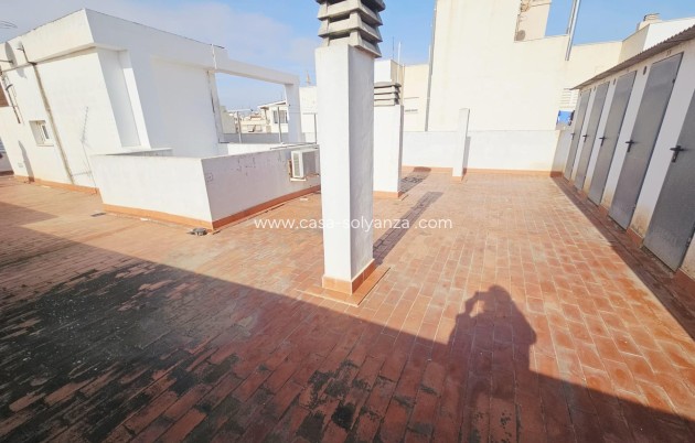 Resale - Apartment / flat - Torrevieja - Estacion Autobuses