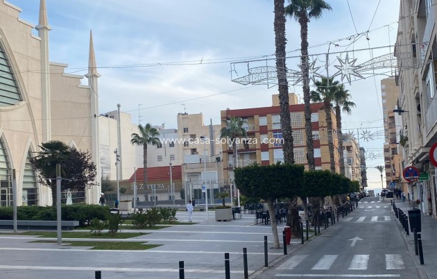 Resale - Apartment / flat - Torrevieja - Estacion Autobuses