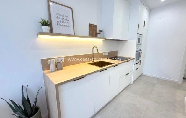 Resale - Villa - Torrevieja - El chaparral