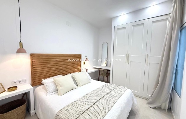 Resale - Villa - Torrevieja - El chaparral