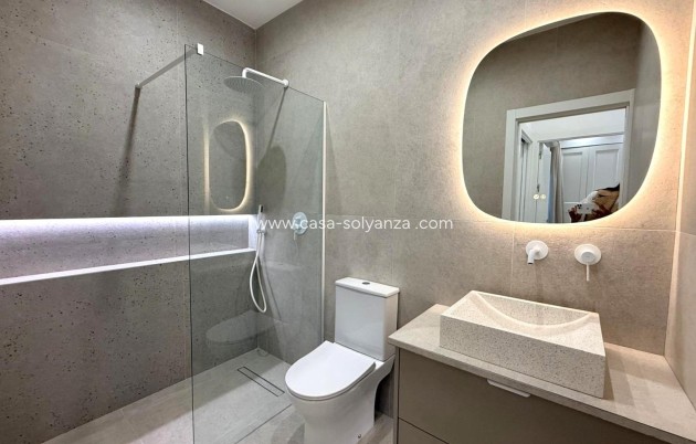 Resale - Villa - Torrevieja - El chaparral