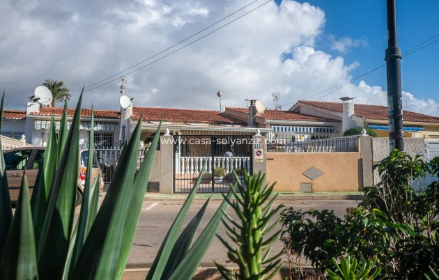 Resale - Villa - Torrevieja - Calas Blancas