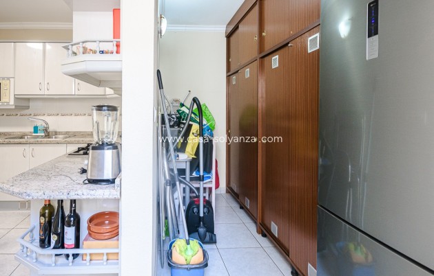 Resale - Villa - Torrevieja - Calas Blancas