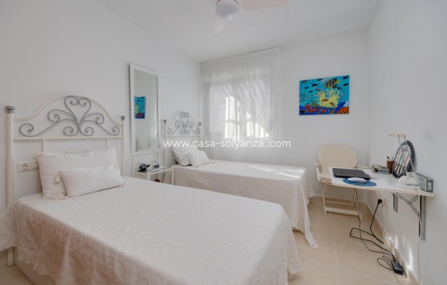 Resale - Apartment / flat - Torrevieja - Playa de los Locos
