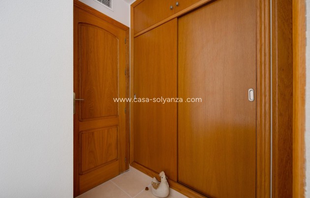 Resale - Apartment / flat - Torrevieja - Playa de los Locos