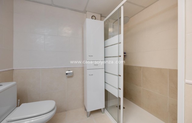Resale - Apartment / flat - Torrevieja - Playa de los Locos
