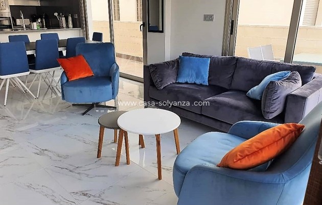 Resale - Villa - Orihuela Costa - Villamartín