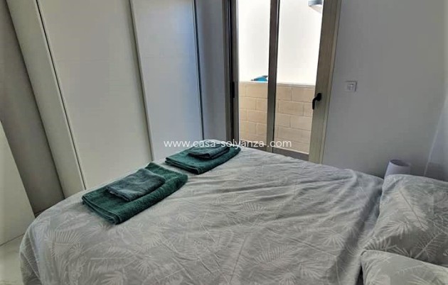 Resale - Villa - Orihuela Costa - Villamartín