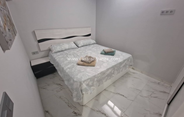 Resale - Villa - Orihuela Costa - Villamartín