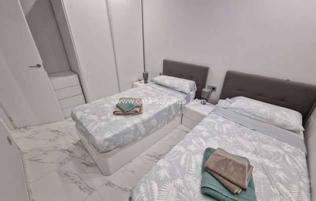 Resale - Villa - Orihuela Costa - Villamartín