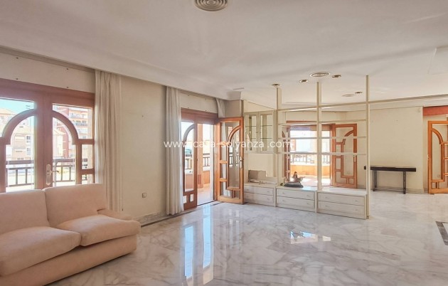 Reventa - Apartamento / piso - San Pedro del Pinatar - Lo pagan