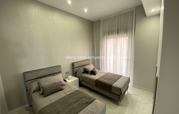 Resale - Villa - Orihuela Costa - Pau 26