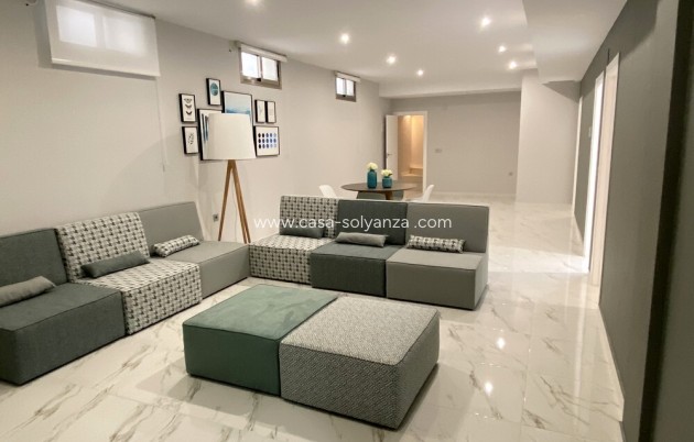 Resale - Villa - Orihuela Costa - Pau 26
