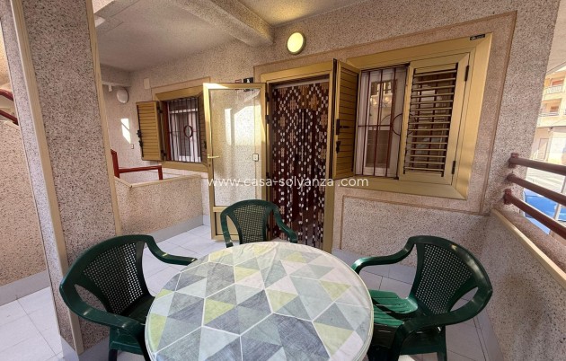 Herverkoop - Appartement / flat - Torrevieja - Acequion