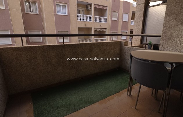 Reventa - Apartamento / piso - Torrevieja