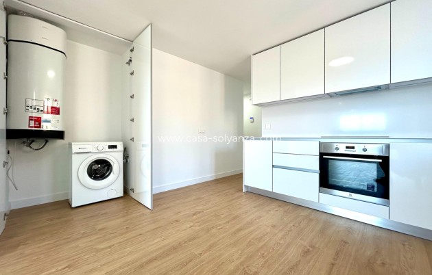 Resale - Apartment / flat - Orihuela Costa - PAU 8