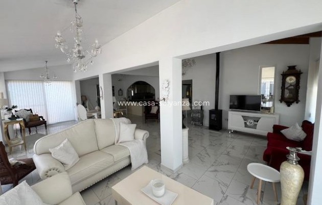 Resale - Villa - Dolores - Comunidad Valenciana
