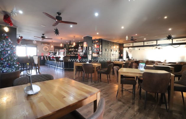 Revente - Commercial - Ciudad Quesada - Doña Pepa