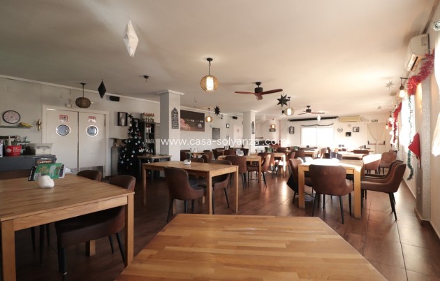 Revente - Commercial - Ciudad Quesada - Doña Pepa