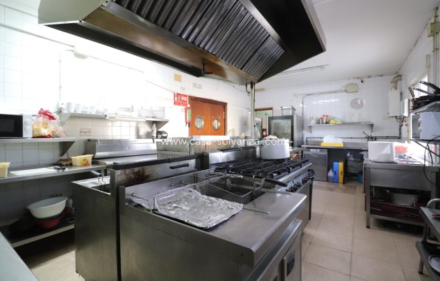 Revente - Commercial - Ciudad Quesada - Doña Pepa