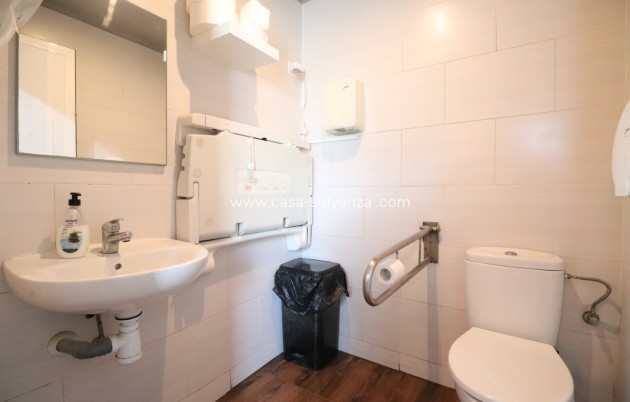 Revente - Commercial - Ciudad Quesada - Doña Pepa