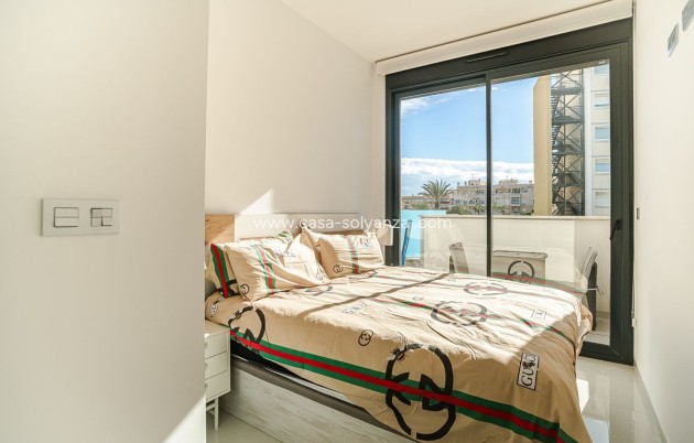 Revente - Appartement - Torrevieja - Calas Blancas