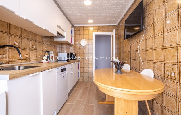 Herverkoop - Appartement / flat - Torrevieja - Playa del Acequión